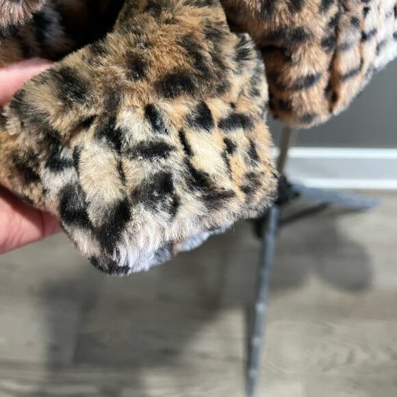 Leopard Print Faux Fur Jacket Size XS - Picture 3 of 6